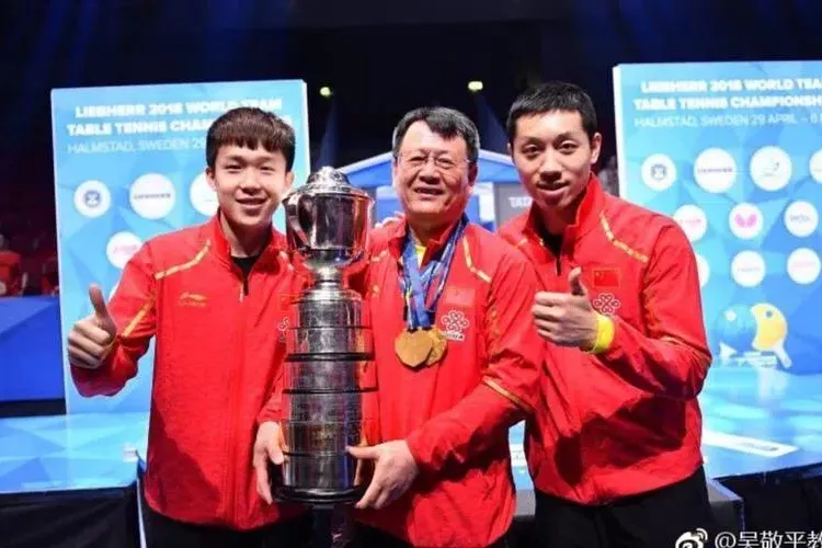 Wang Chuqin, Coach Wu Jingping and Xu Xin, World Table Tennis Championships 2019
王楚钦、教练吴敬平、许昕