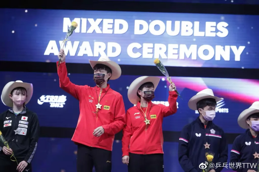 Wang Chuqin and Sun Yingsha won the mixed doubles final at 2021 World Championships.